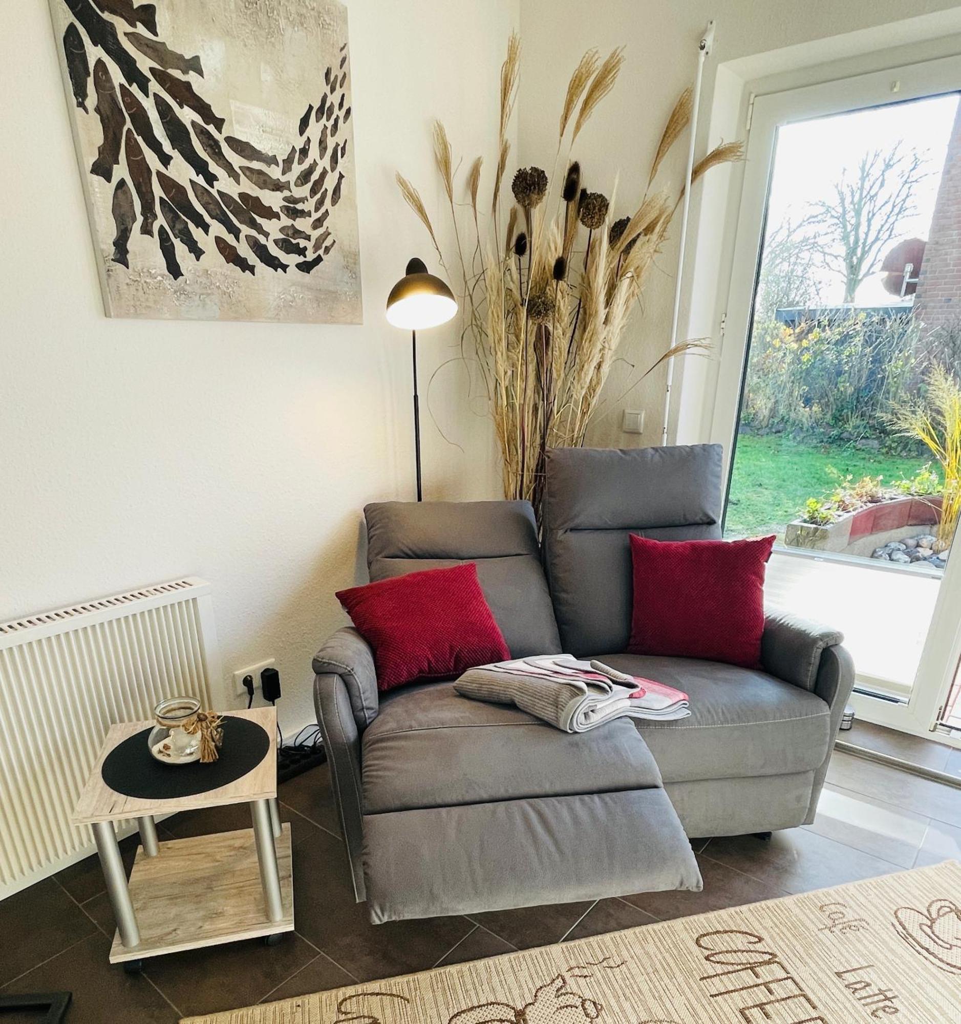 Segelund - Zeit Fuer Uns- Ruhige Und Sonnige Ferienwohnung Mit Terrasse Und Garten Nahe Strand Und Ostsee Schönhagen Buitenkant foto