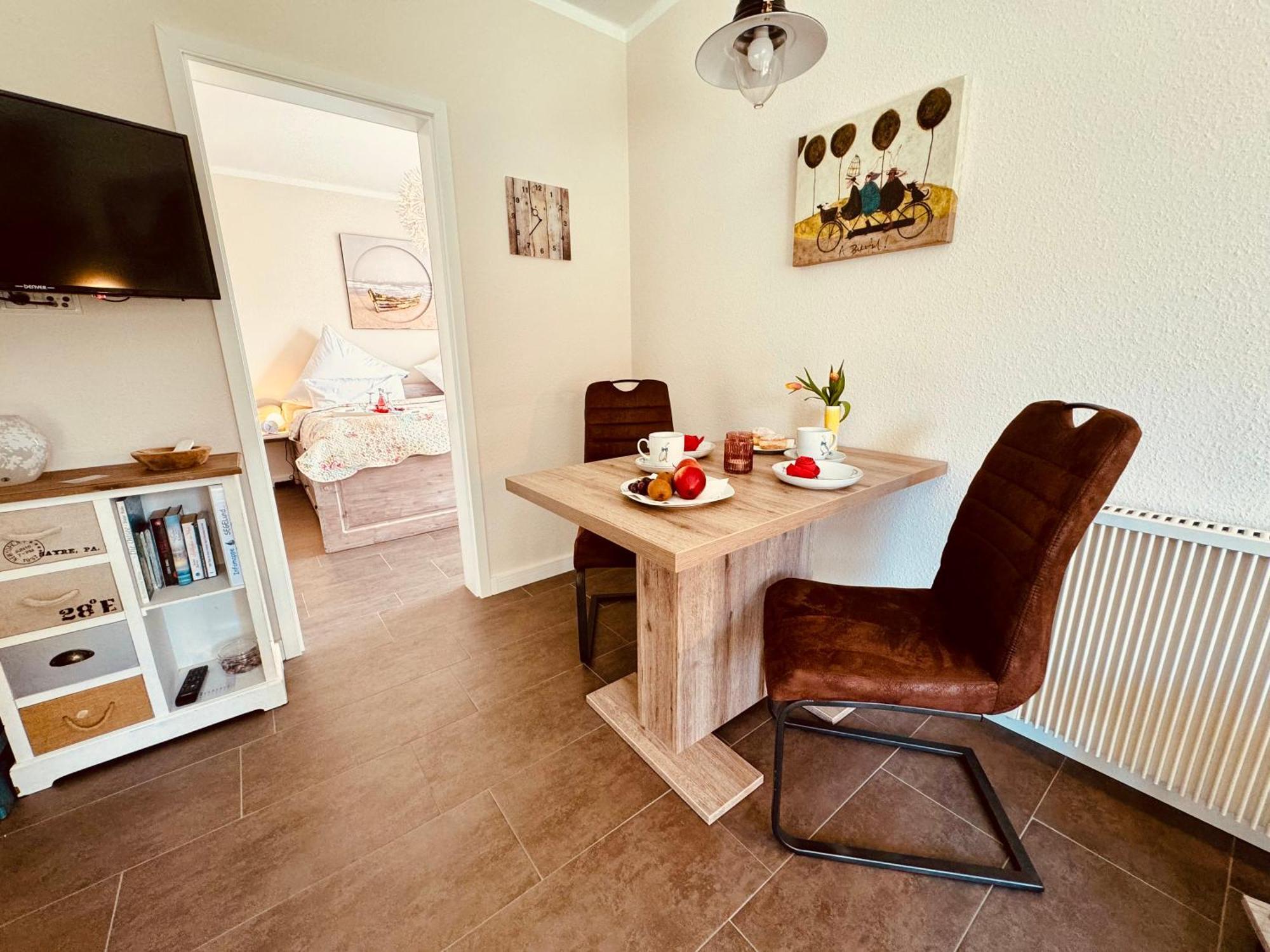 Segelund - Zeit Fuer Uns- Ruhige Und Sonnige Ferienwohnung Mit Terrasse Und Garten Nahe Strand Und Ostsee Schönhagen Buitenkant foto